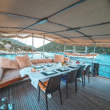 Tekne Hka Neta Yachting